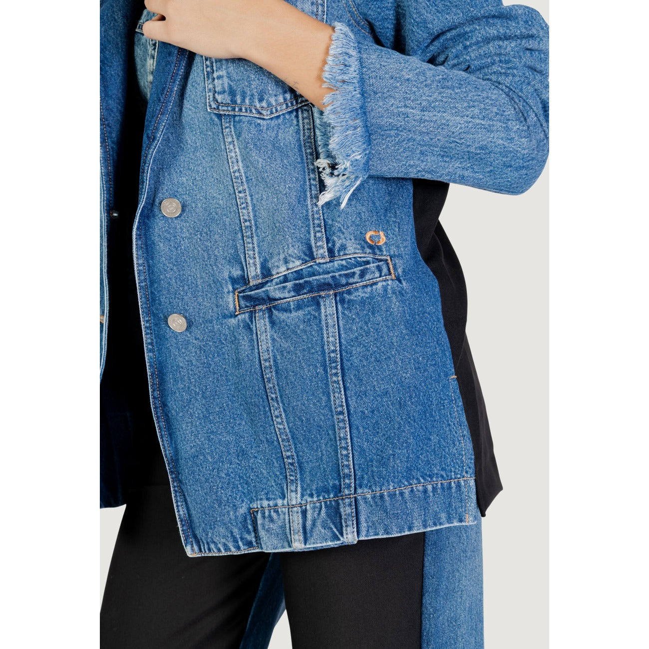Colcci  Women Blazer