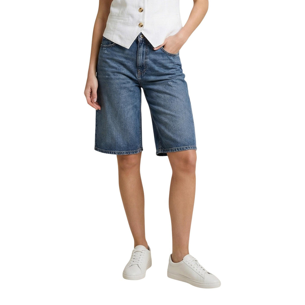 Only  Women Short