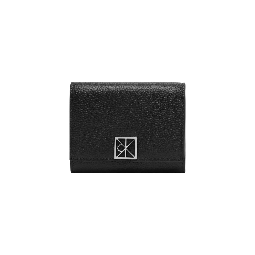 Calvin Klein  Women Wallet