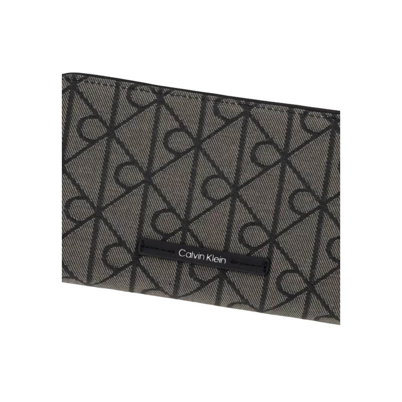 Calvin Klein  Women Wallet
