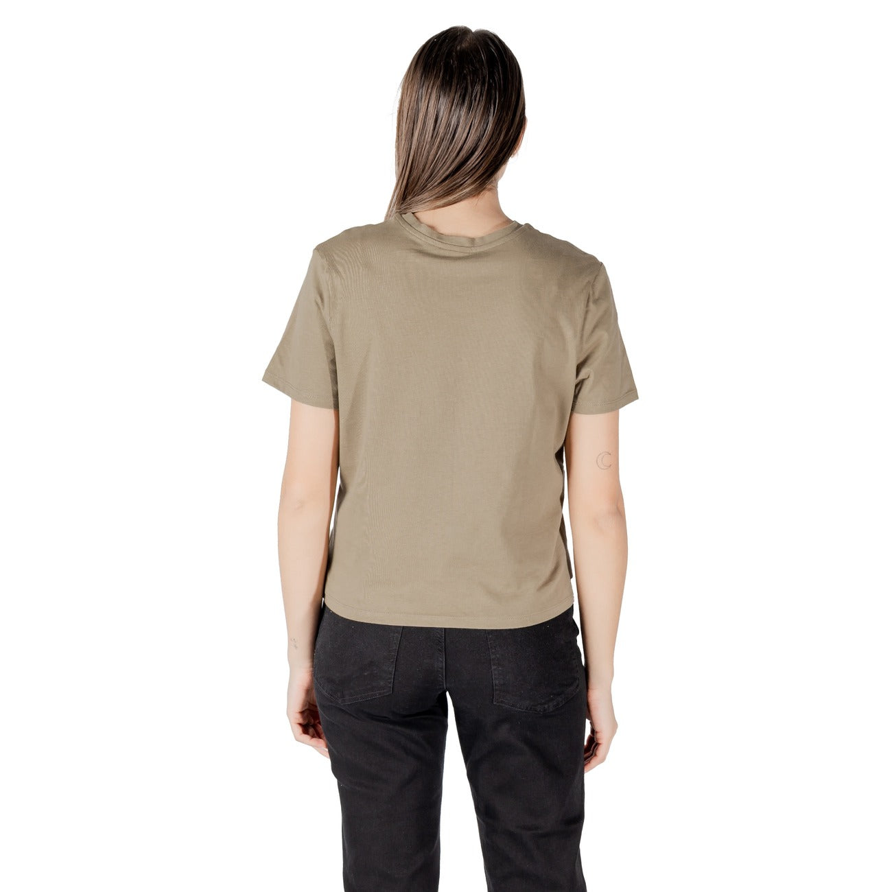 Jacqueline De Yong  Women T-Shirt
