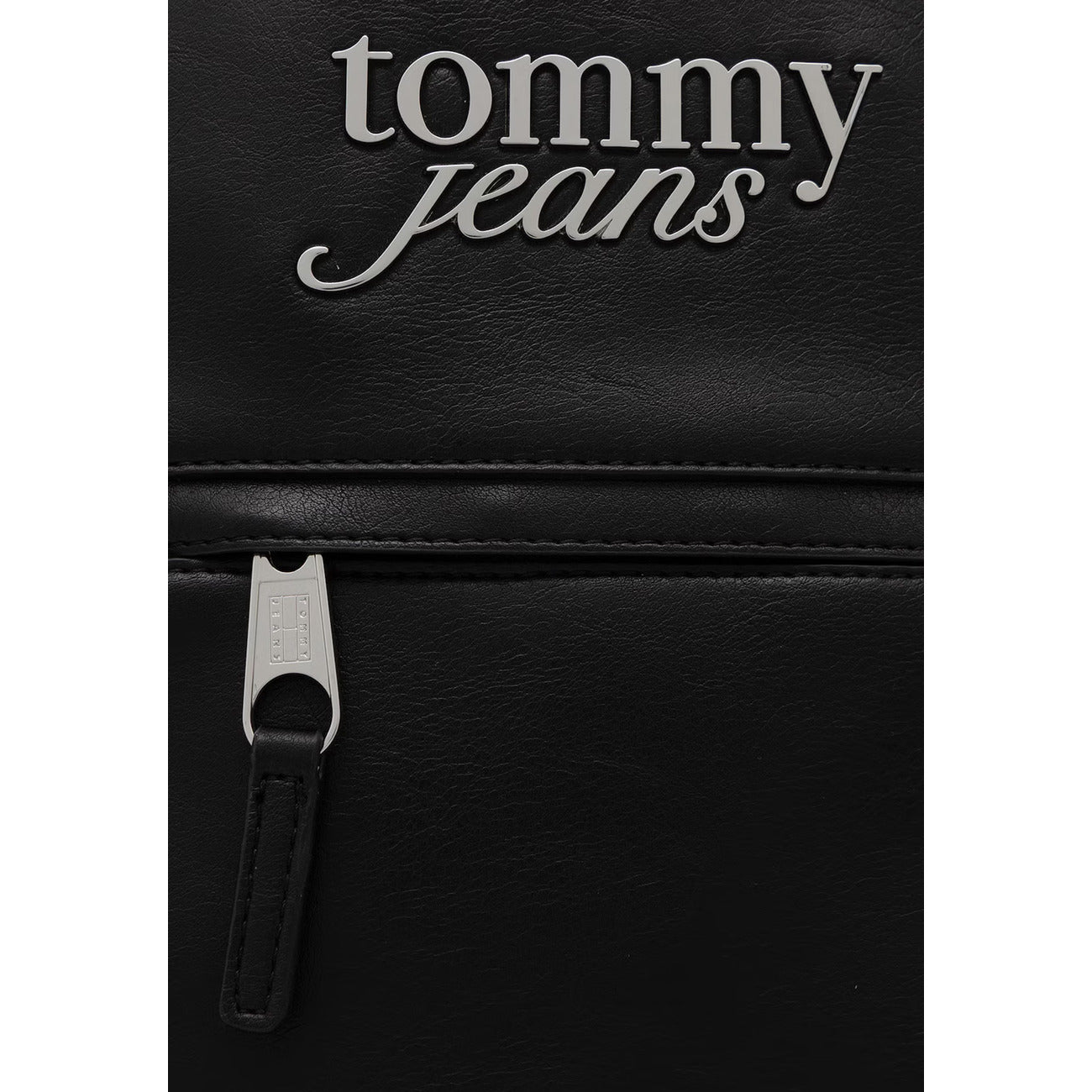Tommy Hilfiger  Women Bag