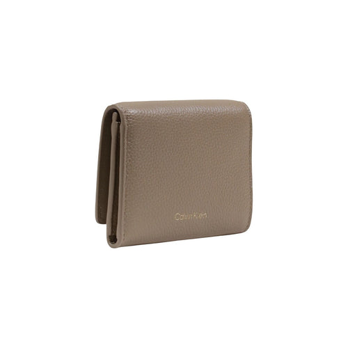 Calvin Klein  Women Wallet