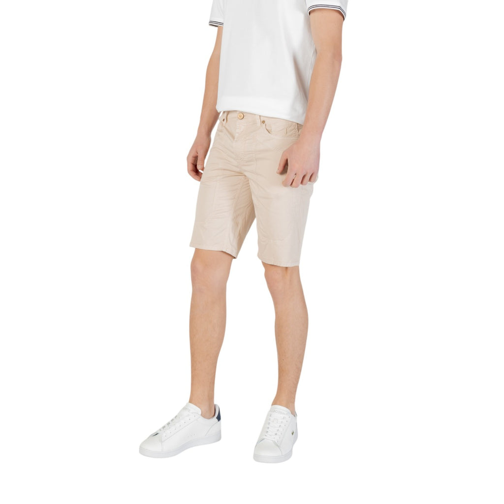 Jeckerson Men Shorts