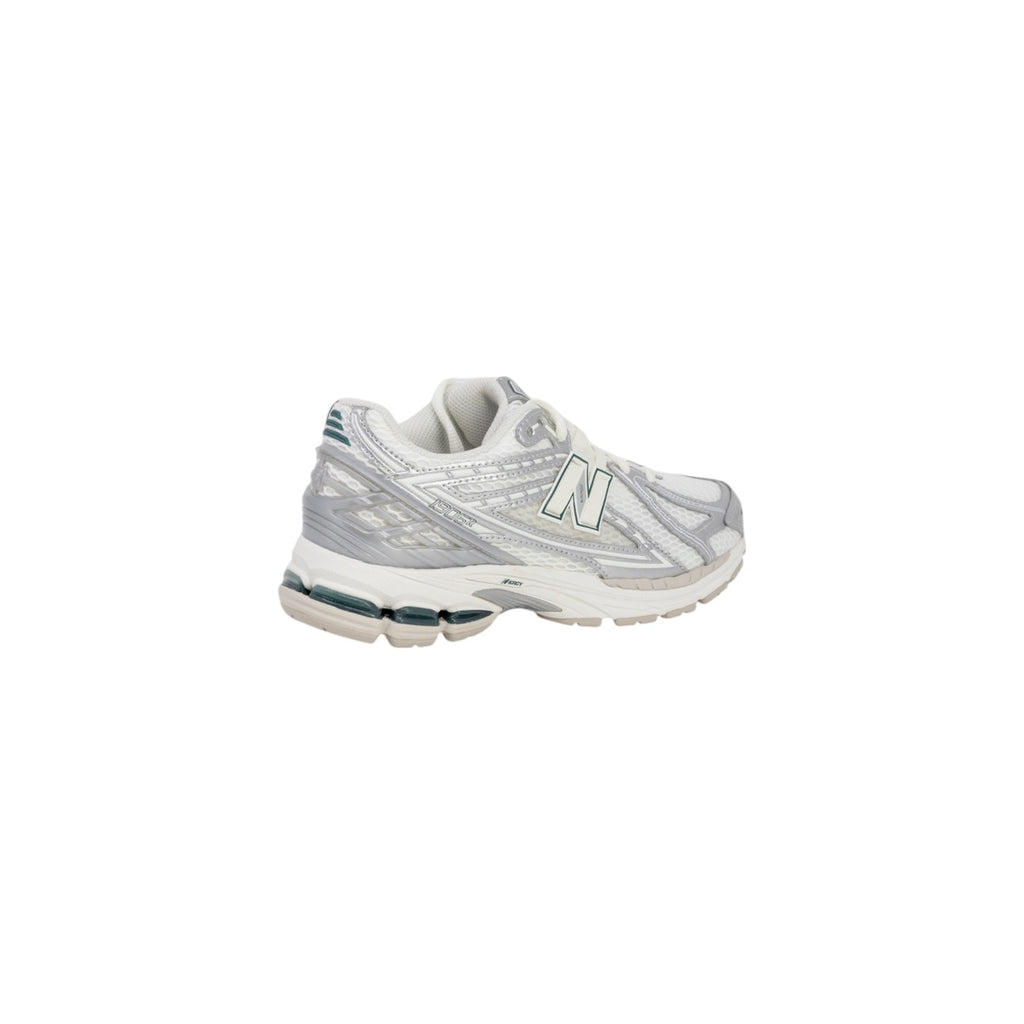 New Balance Women Sneakers