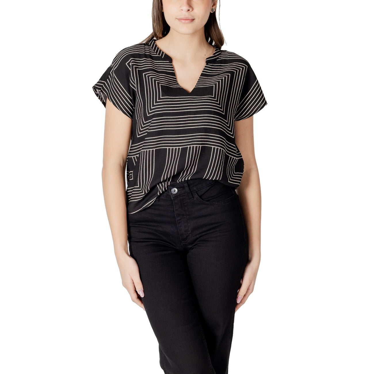 Jacqueline De Yong  Women T-Shirt