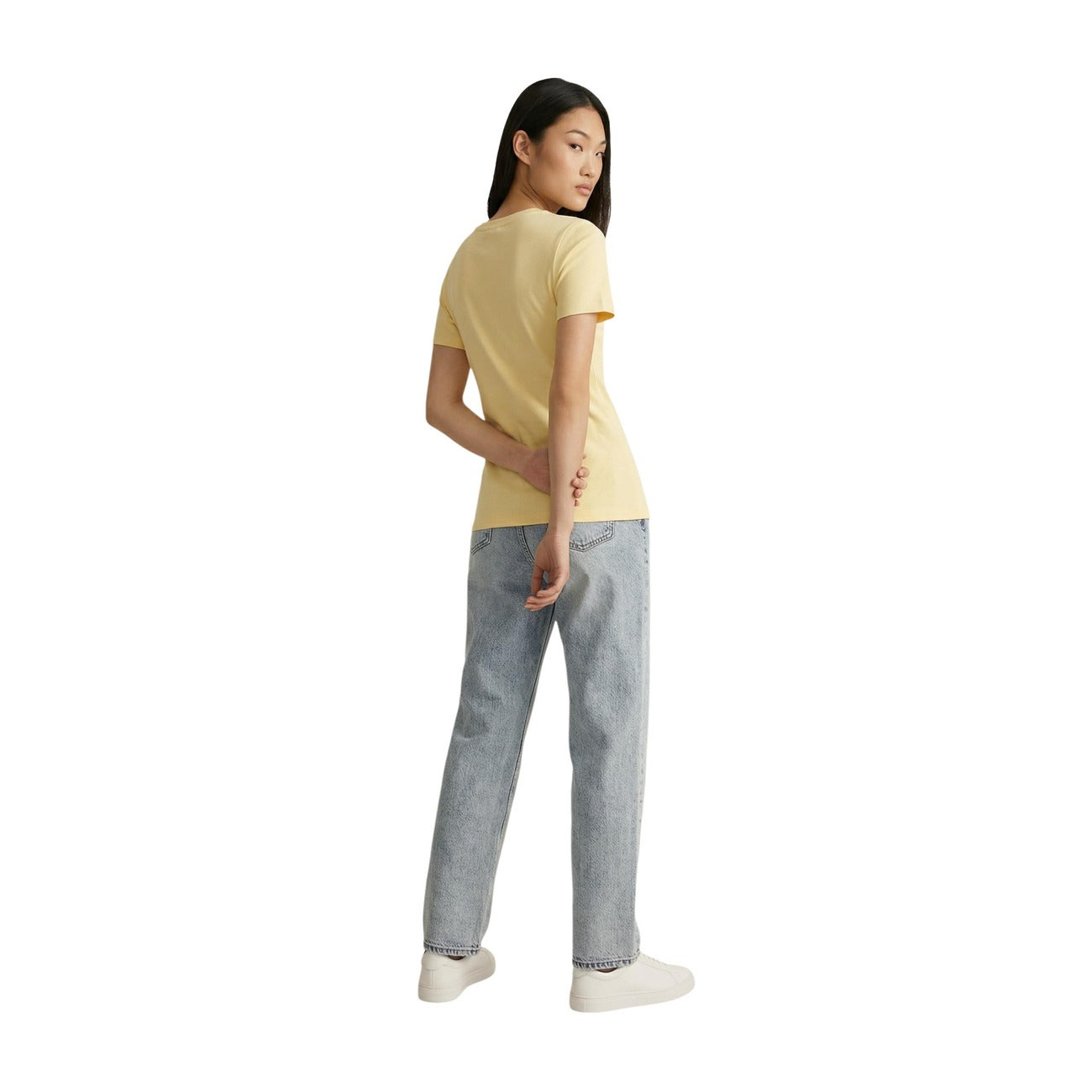 Jacqueline De Yong  Women T-Shirt