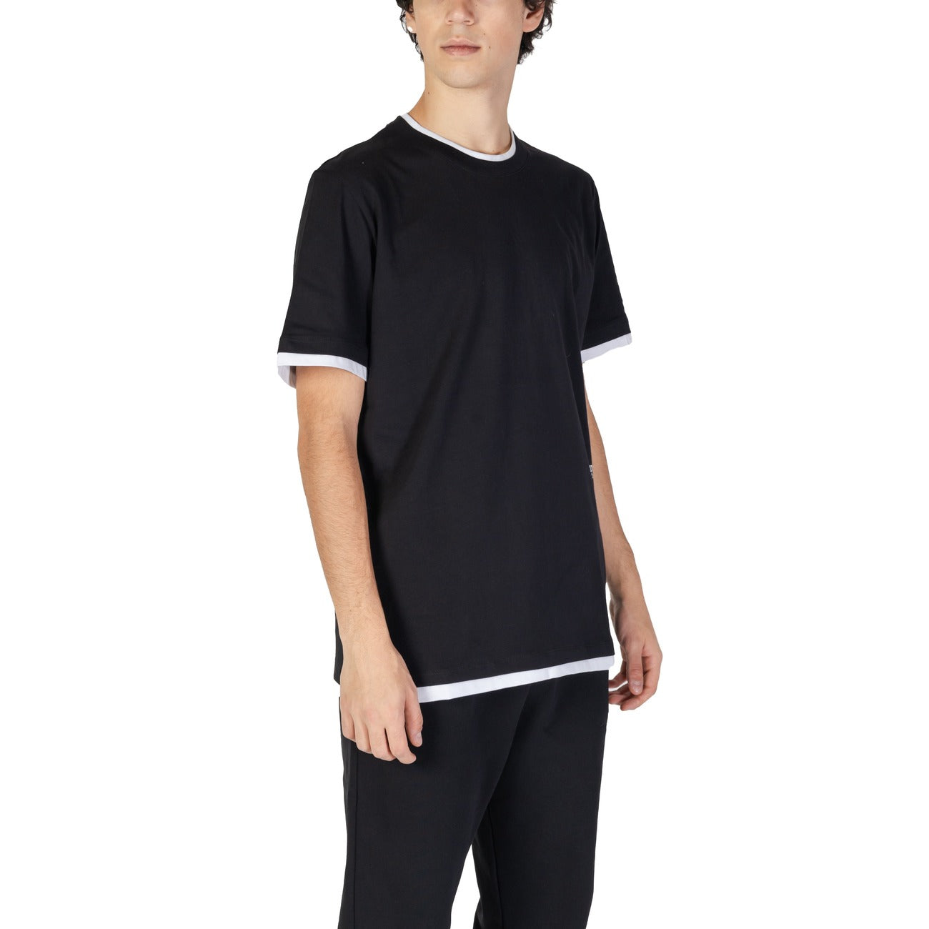 Underclub Men T-Shirt