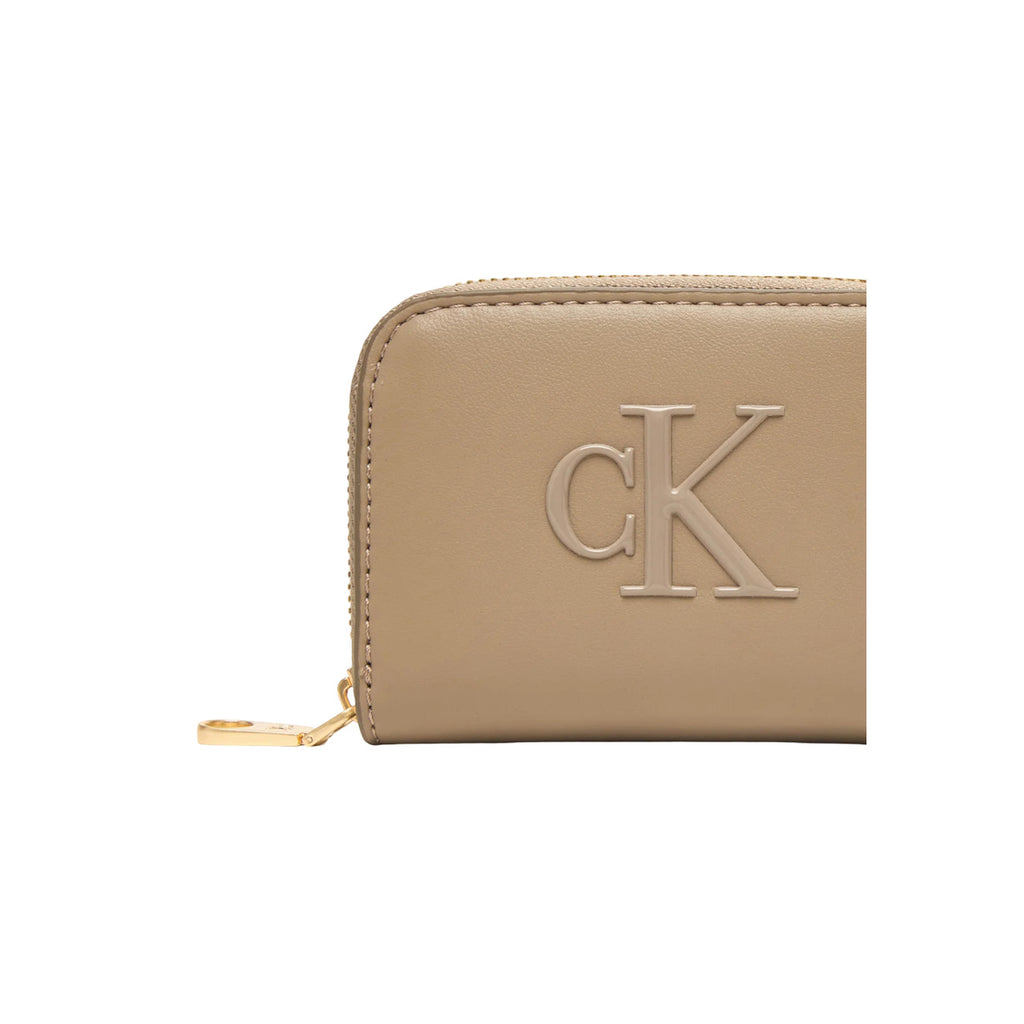 Calvin Klein  Women Wallet