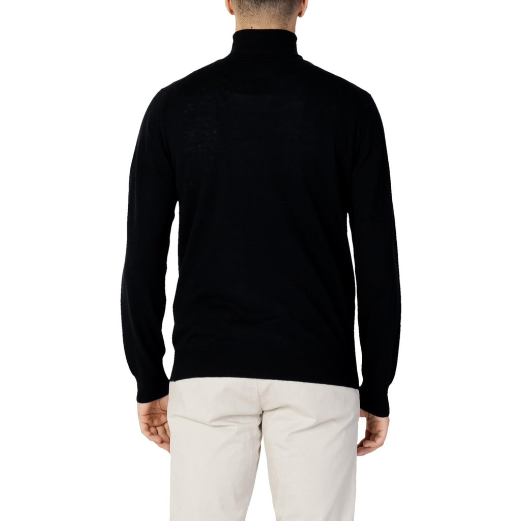 Diktat Men Knitwear