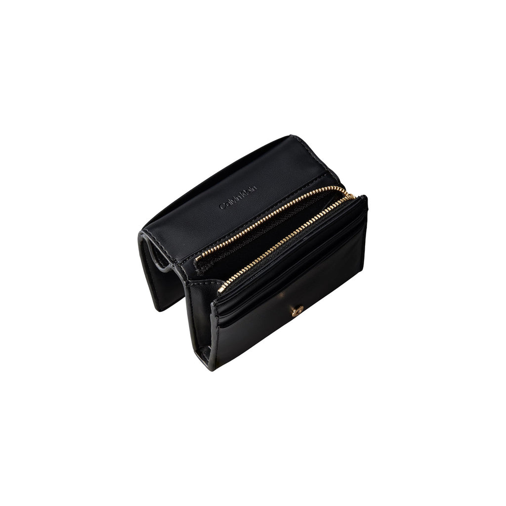 Calvin Klein  Women Wallet